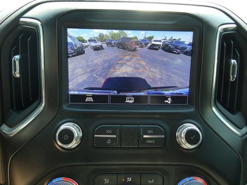 Used 2022 GMC Sierra 2500 AT4 AWD/4WD image 30