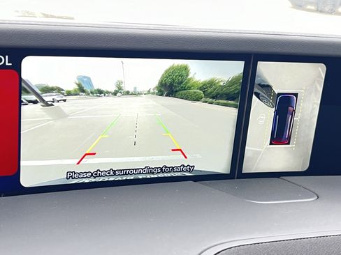 New 2025 Lincoln Nautilus Premier image 22