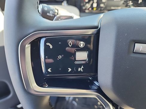 Certified 2025 Land Rover Discovery Sport S image 19