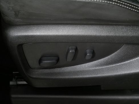 Used 2018 GMC Sierra 1500 Denali image 20