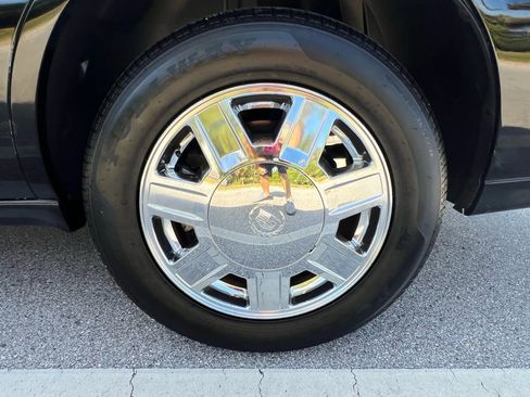 Used 2006 Cadillac DTS image 63