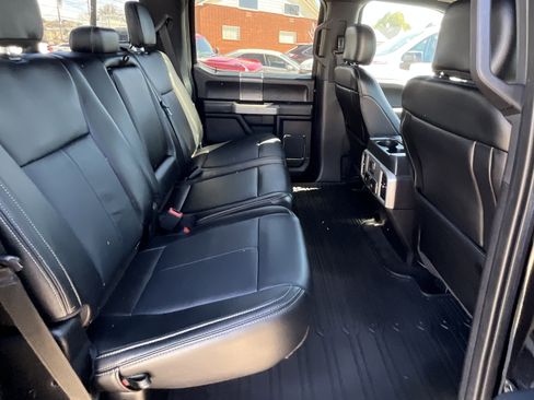 Used 2020 Ford F150 Lariat w/ Equipment Group 502A Luxury AWD/4WD image 20