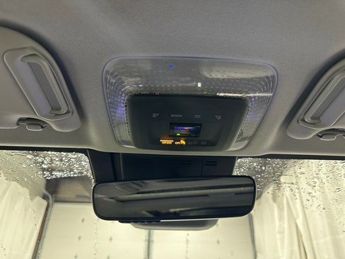 Used 2024 Toyota Prius Limited image 41