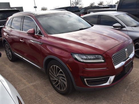 Used 2019 Lincoln Nautilus Reserve image 4