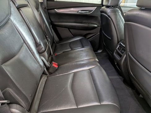 Used 2017 Cadillac XT5 Premium Luxury image 17