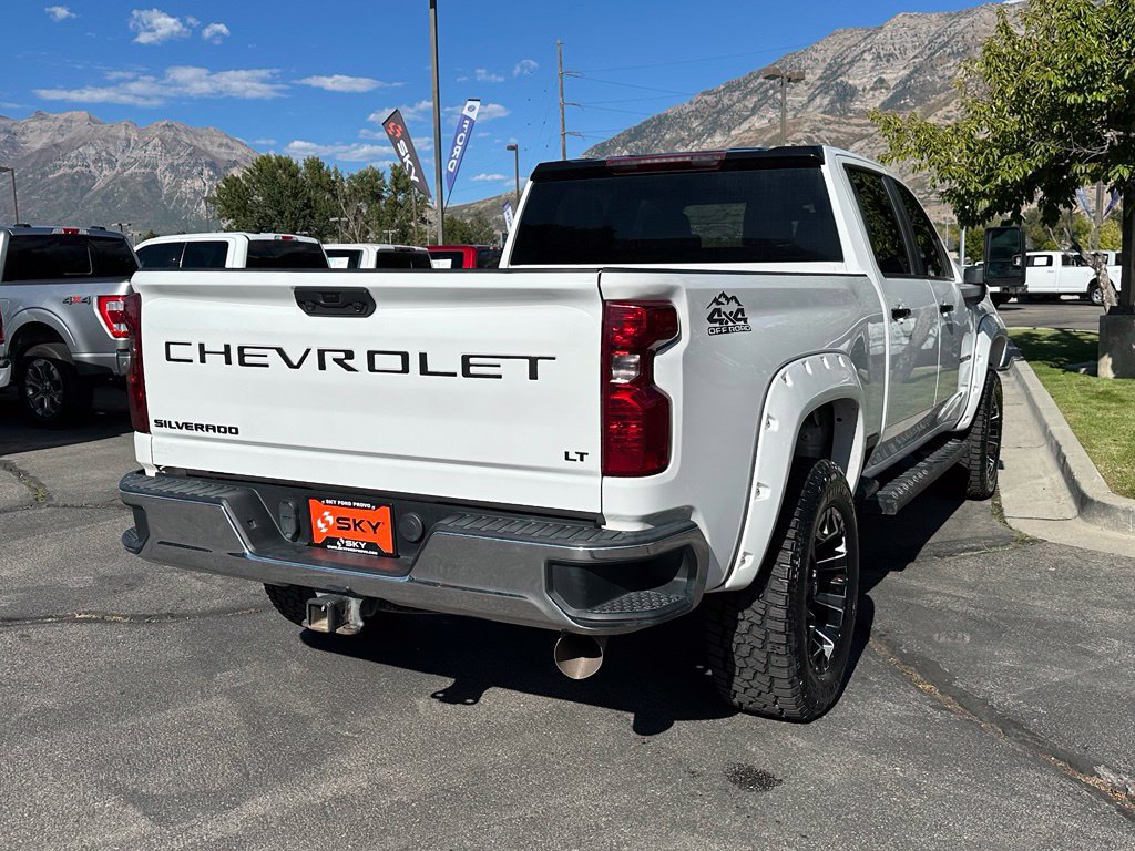 Used 2021 Chevrolet Silverado 2500 LT w/ Fleet Comfort Package AWD/4WD image 11