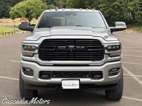 Used 2022 RAM 3500 Laramie AWD/4WD image 3