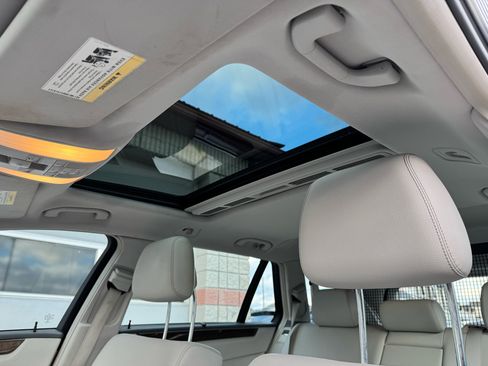 Used 2014 Mercedes-Benz E 350 4MATIC Wagon image 11