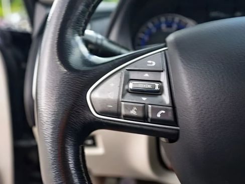 Used 2015 INFINITI Q50 w/ Moonroof Package image 14