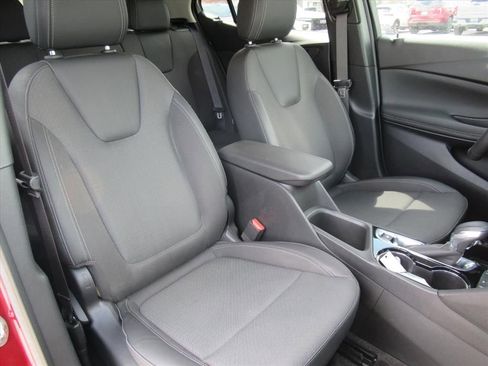 Used 2024 Buick Encore GX Preferred w/ Comfort Package image 9