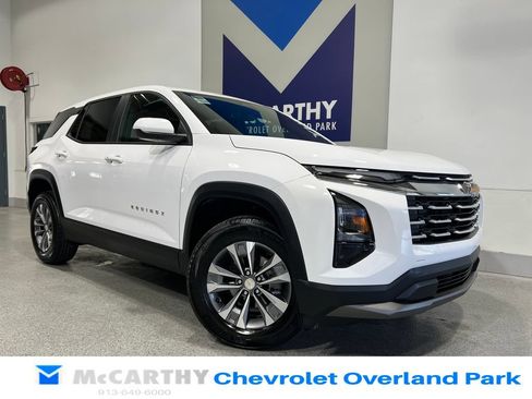 Used 2026 Chevrolet Equinox LT AWD/4WD image 1