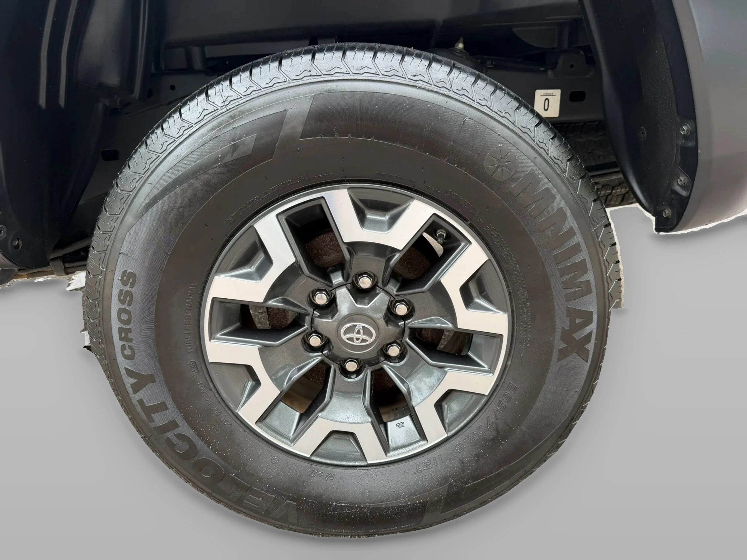 Used 2019 Toyota Tacoma TRD Off-Road RWD image 32
