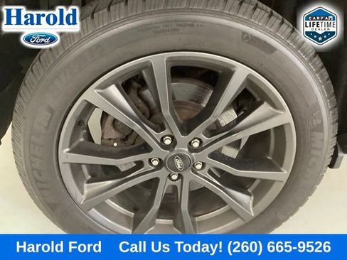 Used 2017 Ford Explorer XLT w/ XLT Technology Feature Bundle FWD image 8