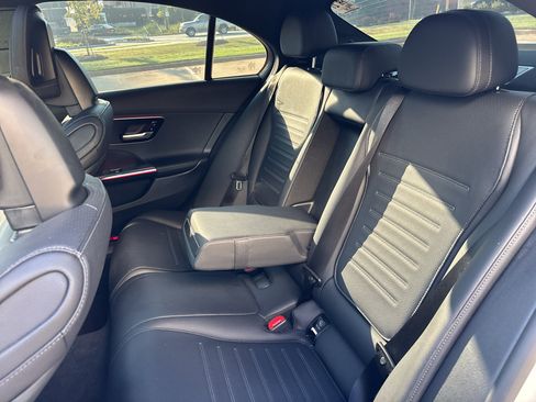 Used 2023 Mercedes-Benz C 300 Sedan image 13