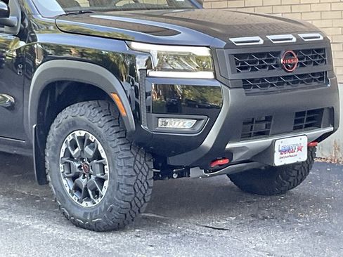 New 2026 Nissan Frontier PRO-4X w/ Pro Premium Package AWD/4WD image 3