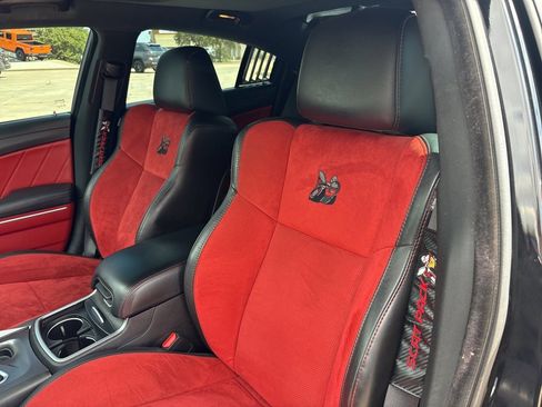 Used 2022 Dodge Charger Scat Pack w/ Plus Group image 14