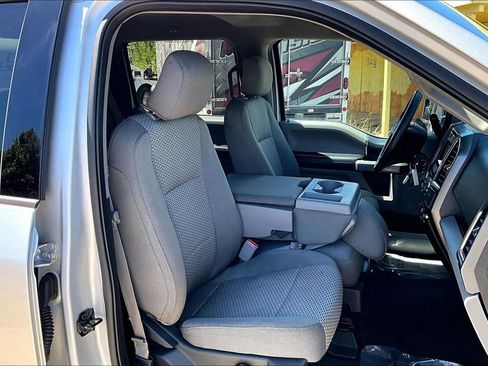 Used 2015 Ford F150 XLT AWD/4WD image 10