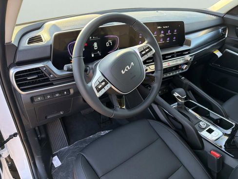 New 2025 Kia Telluride S image 21