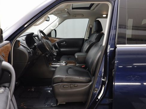 Used 2020 Nissan Armada SL w/ Premium Package image 6