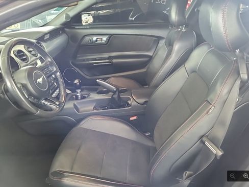 Used 2016 Ford Mustang GT Premium w/ Equipment Group 401A RWD image 9