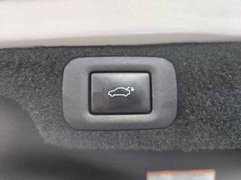 Used 2019 Lexus LS 500 image 44