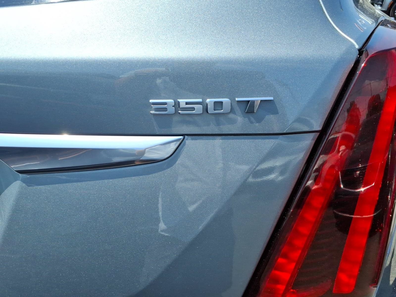 Certified 2023 Cadillac XT5 Luxury AWD/4WD image 14