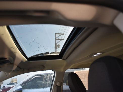 Used 2024 Subaru Outback Premium image 17