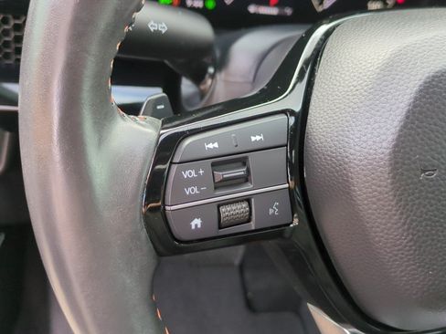 Used 2024 Honda CR-V Sport Touring image 18