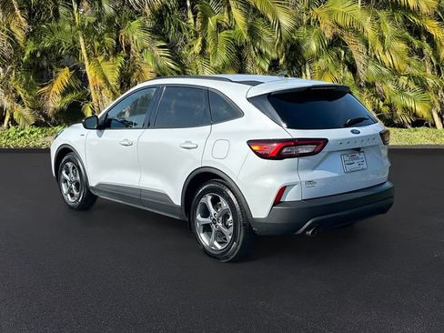 Used 2025 Ford Escape ST-Line image 7