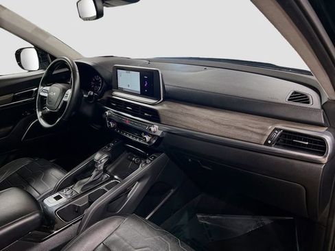 Certified 2022 Kia Telluride SX w/ SX Prestige Package image 33