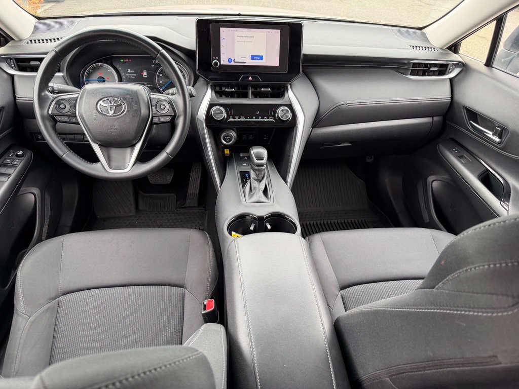 Certified 2023 Toyota Venza LE AWD/4WD image 19