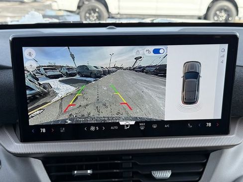 New 2026 Ford Explorer Active w/ Active Comfort Package image 18