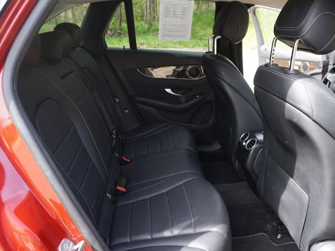 Used 2017 Mercedes-Benz GLC 300 4MATIC image 20