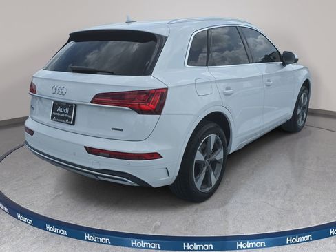 Used 2023 Audi Q5 2.0T Premium w/ Convenience Package AWD/4WD image 8