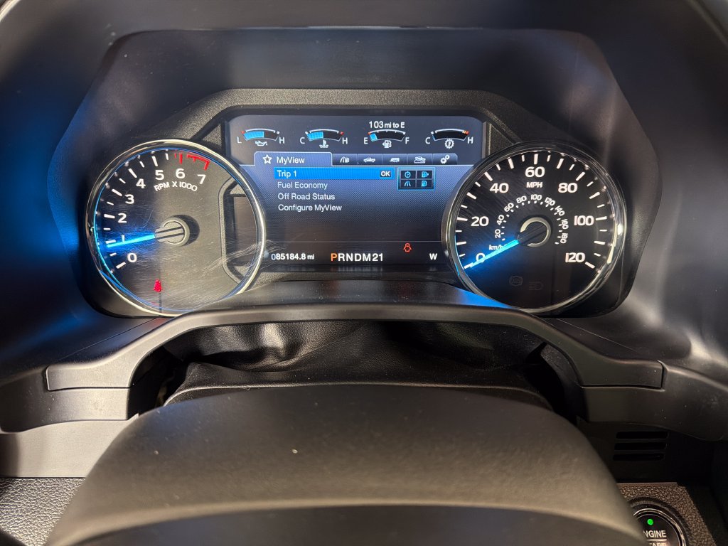 Used 2015 Ford F150 Platinum w/ Equipment Group 701A Luxury AWD/4WD image 11
