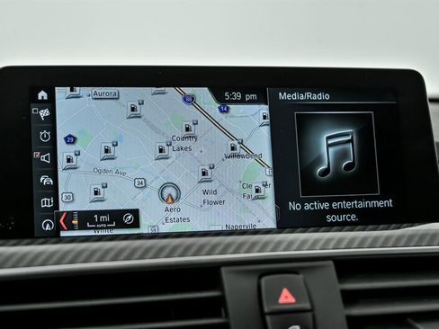 Used 2018 BMW M3 image 29