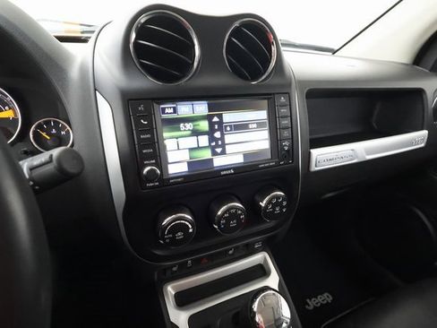Used 2016 Jeep Compass High Altitude image 15