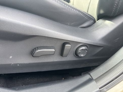 Certified 2025 Subaru Outback Limited image 18