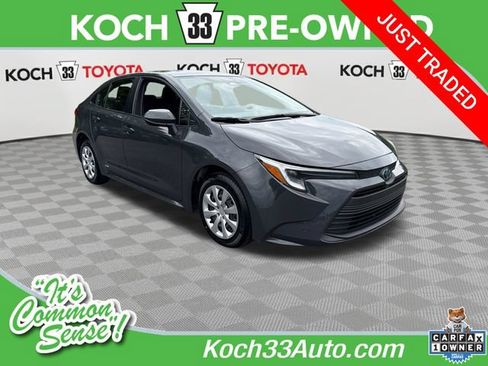Certified 2024 Toyota Corolla LE AWD/4WD image 1