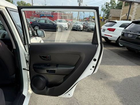 Used 2012 Kia Soul image 35
