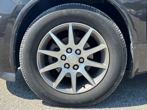 Used 2013 Buick Enclave Leather AWD/4WD image 10