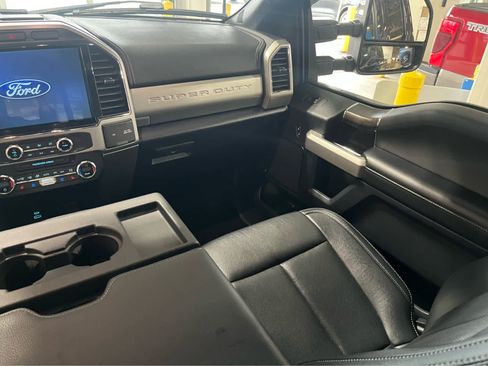 Used 2022 Ford F350 Lariat w/ Chrome Package AWD/4WD image 10