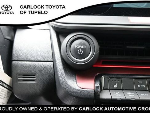 Used 2025 Toyota Prius Plug-In Hybrid FWD image 19