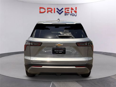New 2026 Chevrolet Equinox LT FWD image 5