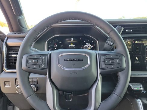 New 2026 GMC Sierra 2500 Denali Ultimate w/ Max Trailering Package image 14