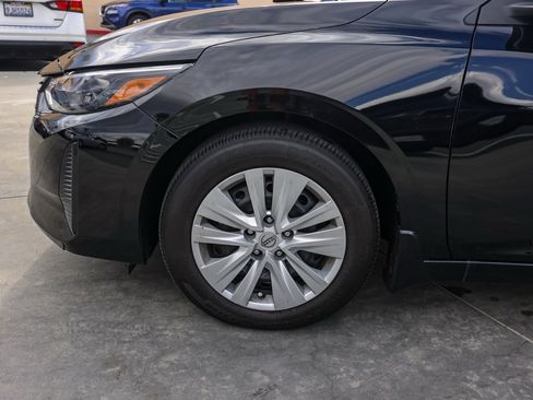 Used 2025 Nissan Sentra S image 11