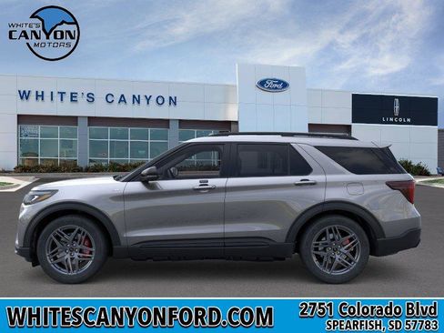 New 2026 Ford Explorer ST-Line w/ ST-Line Street Pack image 3