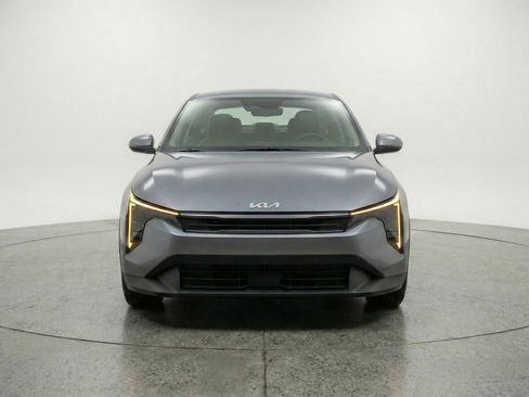 Used 2025 Kia K4 LXS image 2