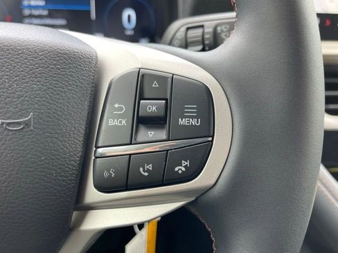 New 2026 Ford Explorer Active AWD/4WD image 16