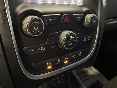 Used 2020 Dodge Durango AWD image 15